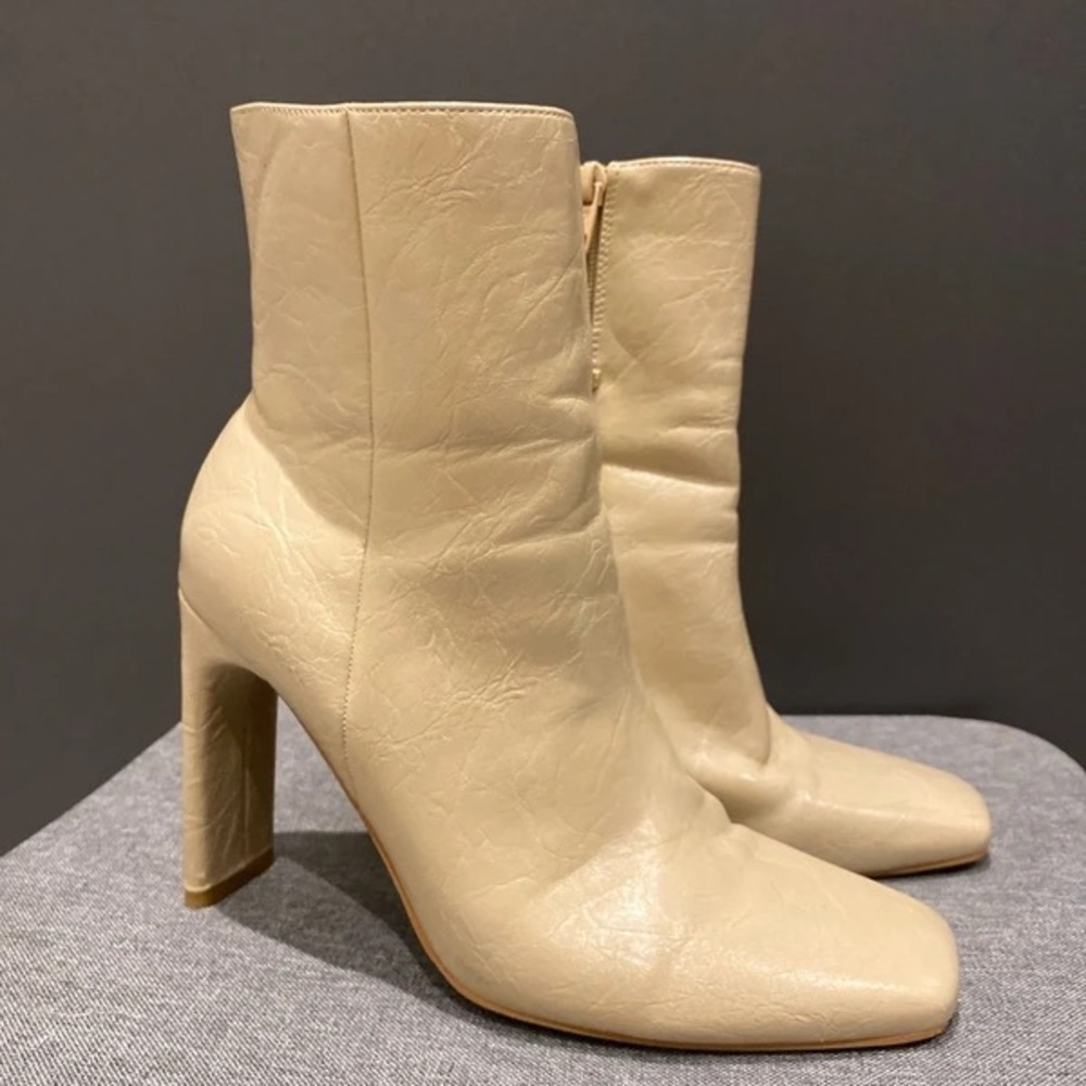 River Island Beige Heeled Boots